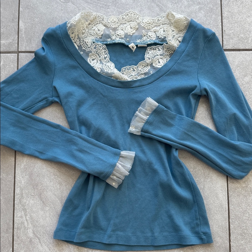 MOTH Anthropologie Blue Lace Trim Long Sleeve Top